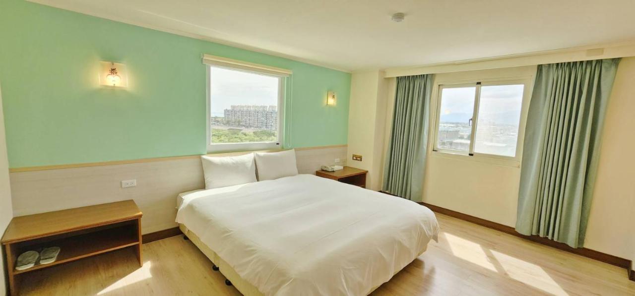 Apple Hotel Taitung Екстер'єр фото
