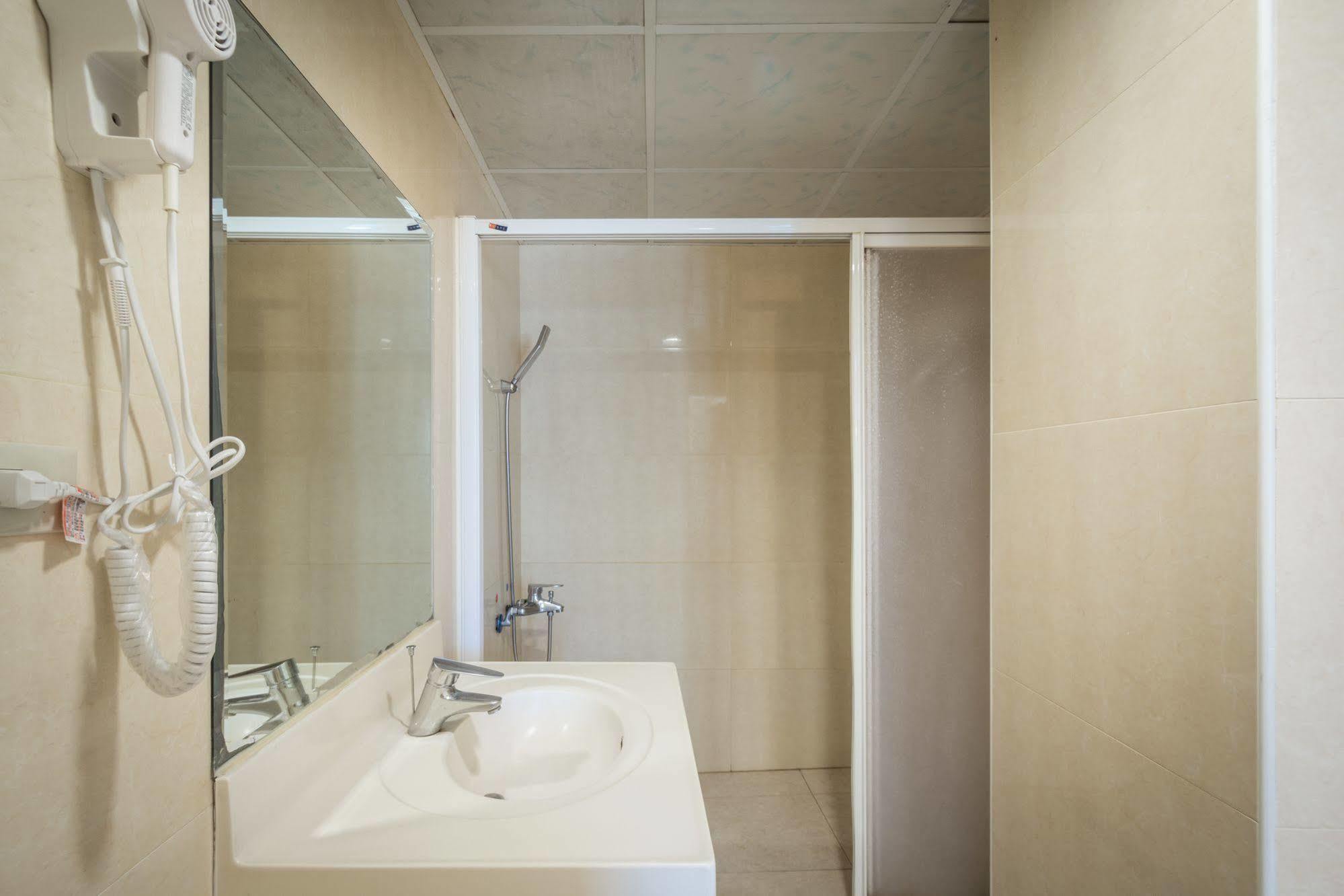 Apple Hotel Taitung Екстер'єр фото