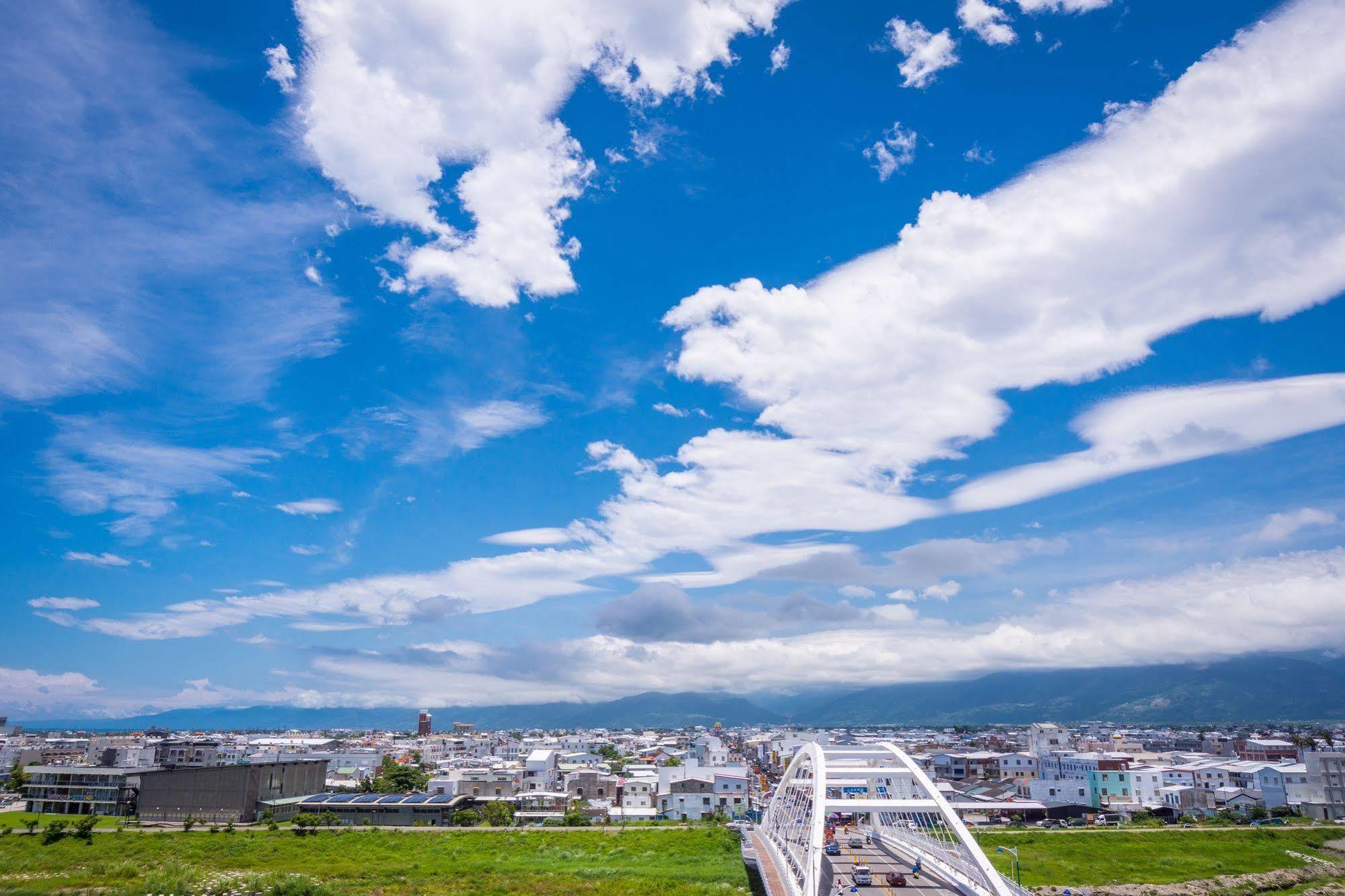 Apple Hotel Taitung Екстер'єр фото
